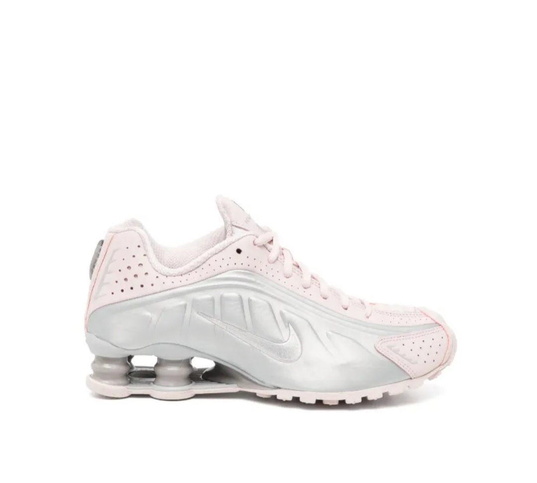 Nike Shox R4 picth pink /Gray