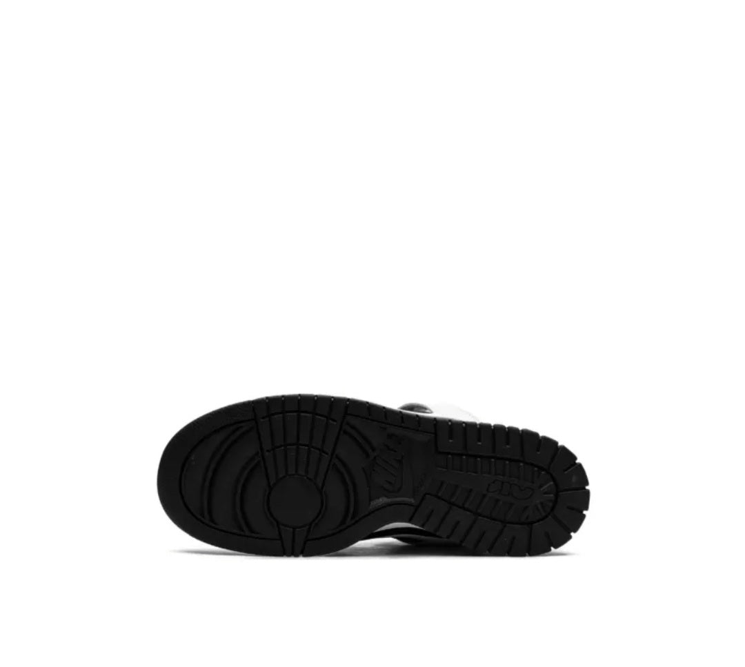 Nike
Air Dunk LOW Remastered "Reverse Panda"