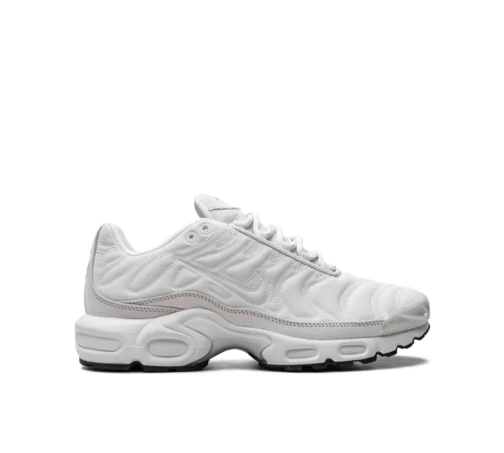 Nike Air Max Plus white