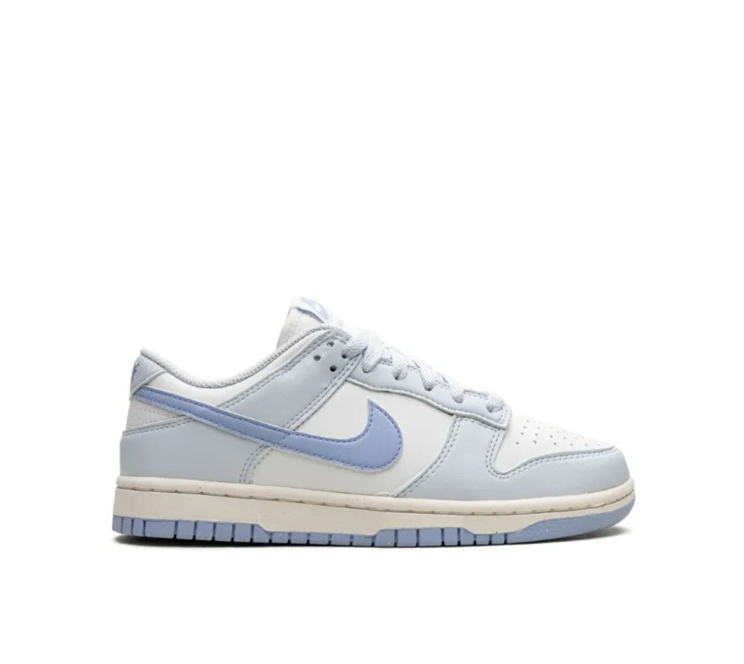 Nike
Dunk Low Next Nature "Blue Tint"