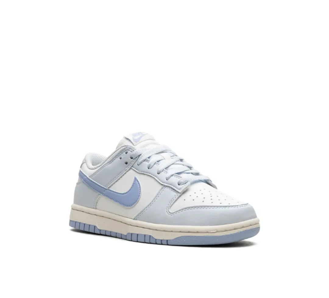 Nike
Dunk Low Next Nature "Blue Tint"