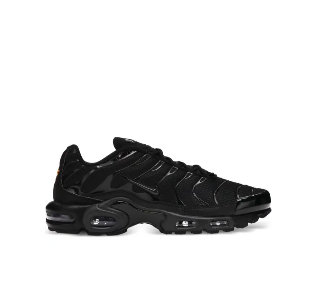 Nike Air Max Plus "Triple Black"